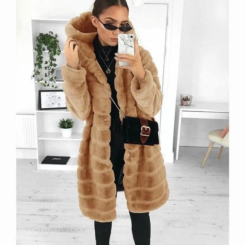 Cheky - Plush padded hooded lady mink short fur coat